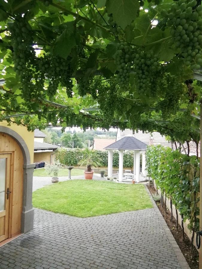 Haus Toskana, Kleines Ferienhaus Im Toskanagarten Bad Sulza Exterior photo